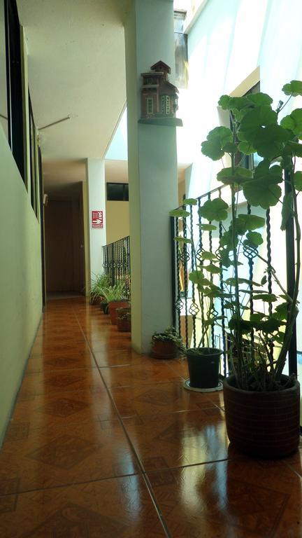 Jhomana Guesthouse Quito Ngoại thất bức ảnh