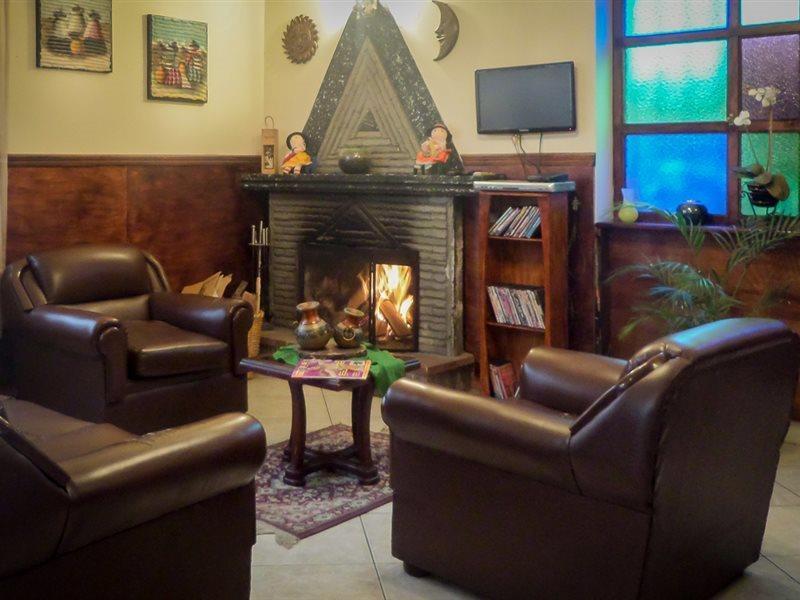 Jhomana Guesthouse Quito Ngoại thất bức ảnh
